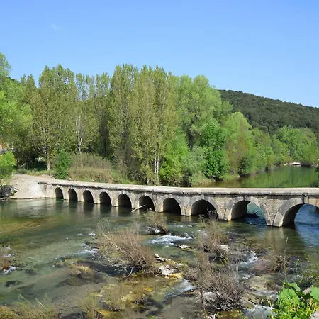 In Near River, Cleaning Included Hébergement de vacances *